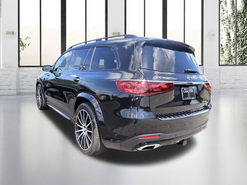 Used 2025 Mercedes-Benz GLS 450 4MATIC w/ AMG Line Exterior image 3