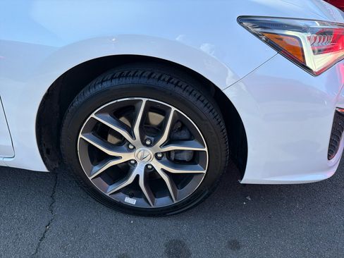 Used 2020 Acura ILX image 4