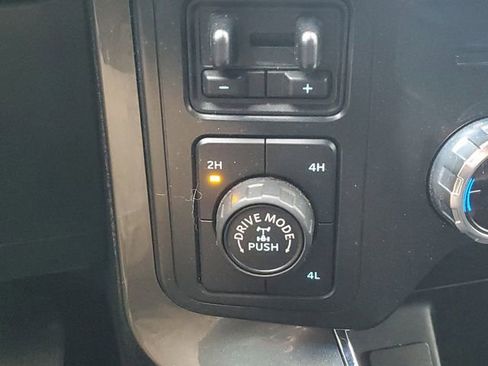 Used 2022 Ford F150 XLT w/ Equipment Group 302A High image 32