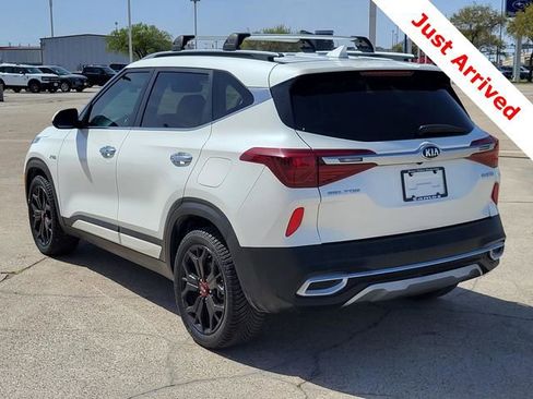 Used 2021 Kia Seltos SX w/ SX Sunroof Package image 20