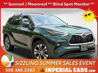 Used 2023 Toyota Highlander XLE