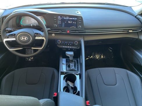 New 2026 Hyundai Elantra Blue image 15