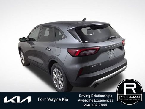 Used 2025 Ford Escape Active FWD image 10