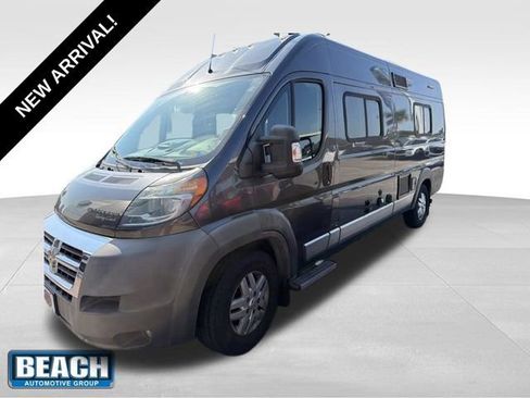 Used 2017 RAM ProMaster 3500 w/ Premium Appearance Group FWD image 1