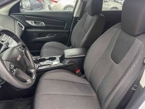 Used 2017 GMC Terrain SLE image 17