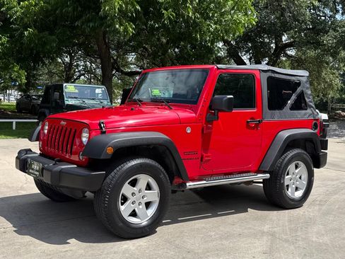 Used 2017 Jeep Wrangler Sport w/ Quick Order Package 24S AWD/4WD image 4