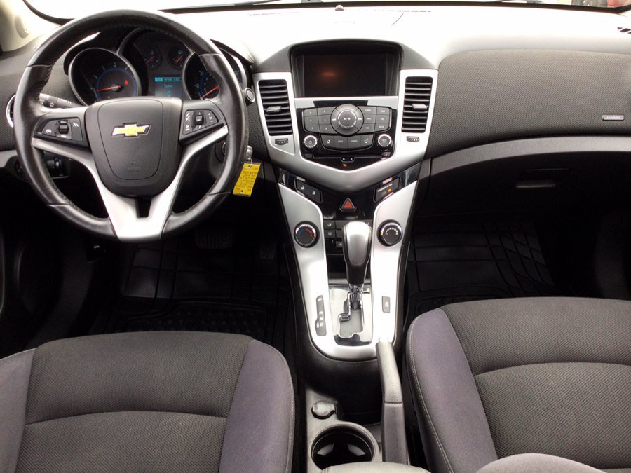 Used 2013 Chevrolet Cruze Eco w/ Enhanced Safety Package FWD image 23