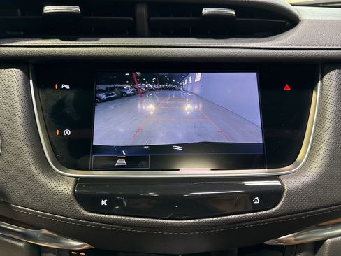 Used 2022 Cadillac XT5 Premium Luxury w/ LPO, Floor Liner Package AWD/4WD image 19