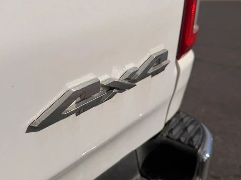 Used 2023 RAM 1500 Big Horn AWD/4WD image 10