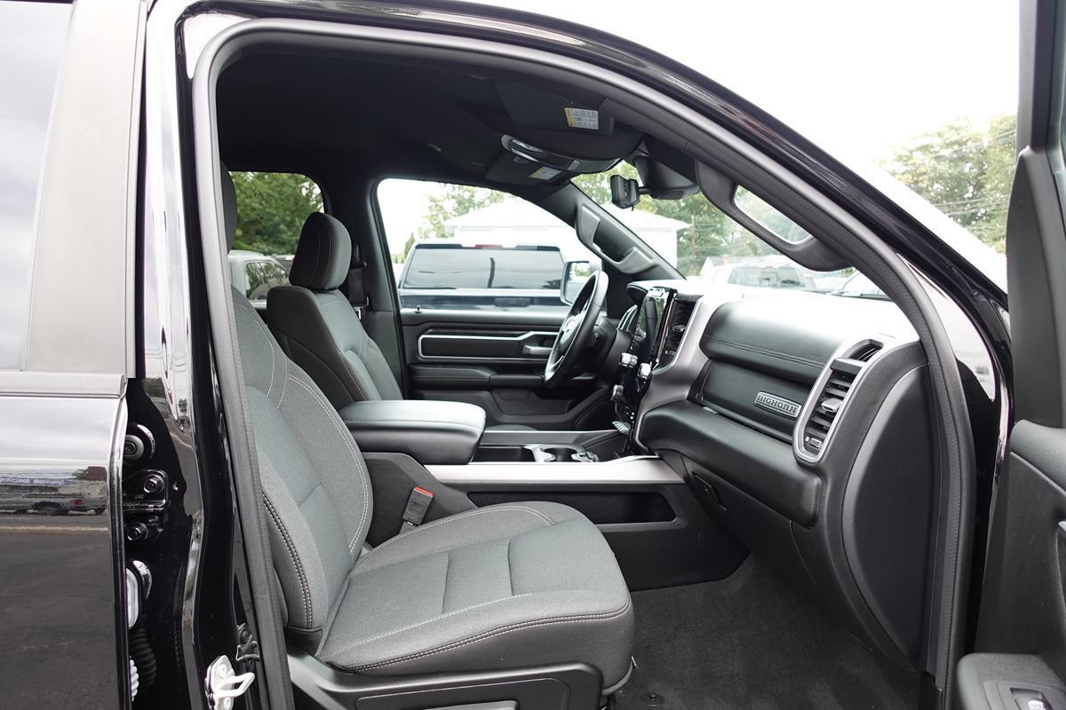 Used 2023 RAM 1500 Big Horn AWD/4WD image 35
