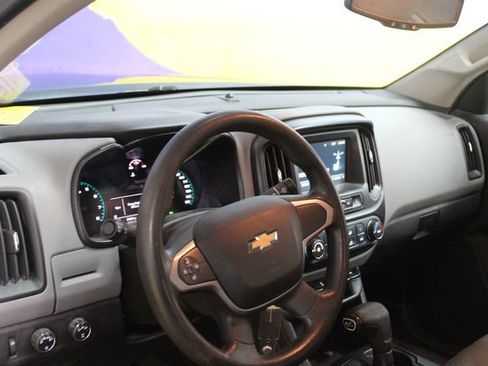 Used 2017 Chevrolet Colorado W/T w/ WT Convenience Package AWD/4WD image 14