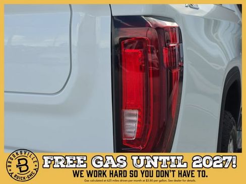 New 2026 GMC Sierra 1500 SLT AWD/4WD image 8
