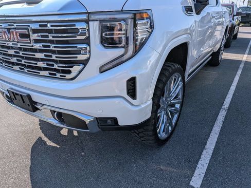 Used 2024 GMC Sierra 1500 Denali w/ Denali Reserve Package AWD/4WD image 2