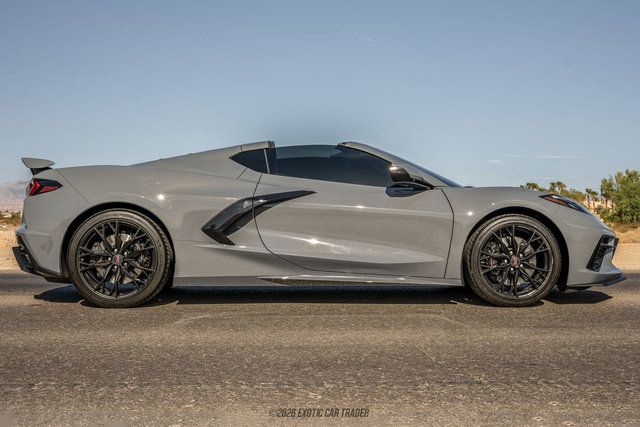 Used 2025 Chevrolet Corvette Stingray Premium Cpe w/ Z51 Performance Package RWD image 9