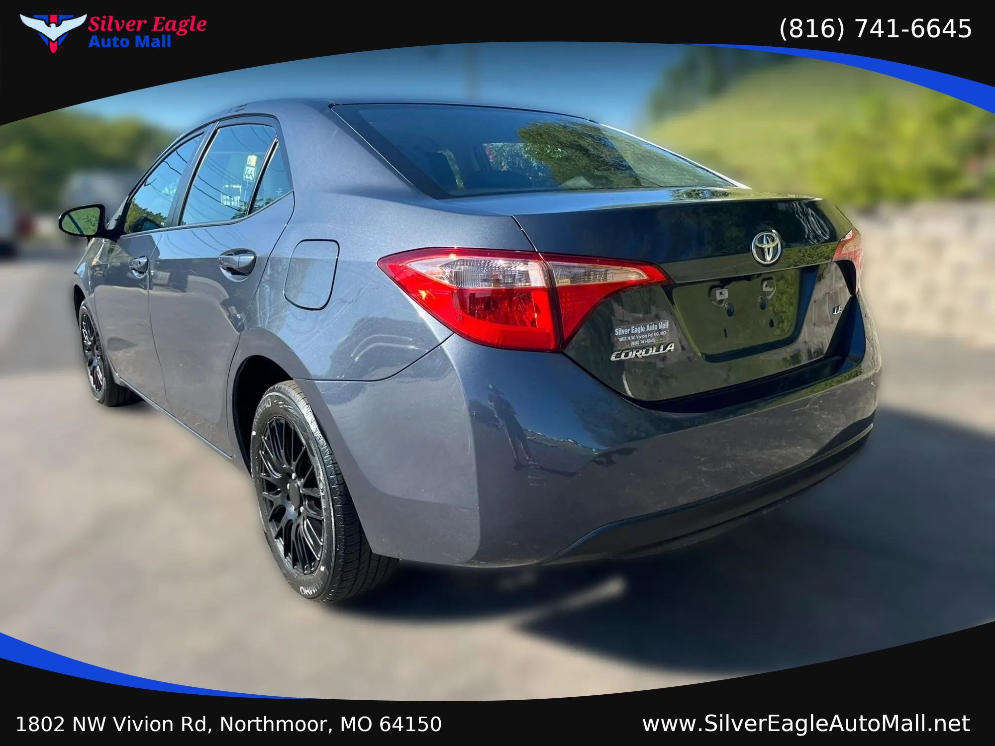 Used 2018 Toyota Corolla LE FWD image 5