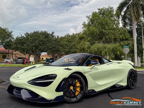 Used 2021 McLaren 765LT RWD image 15