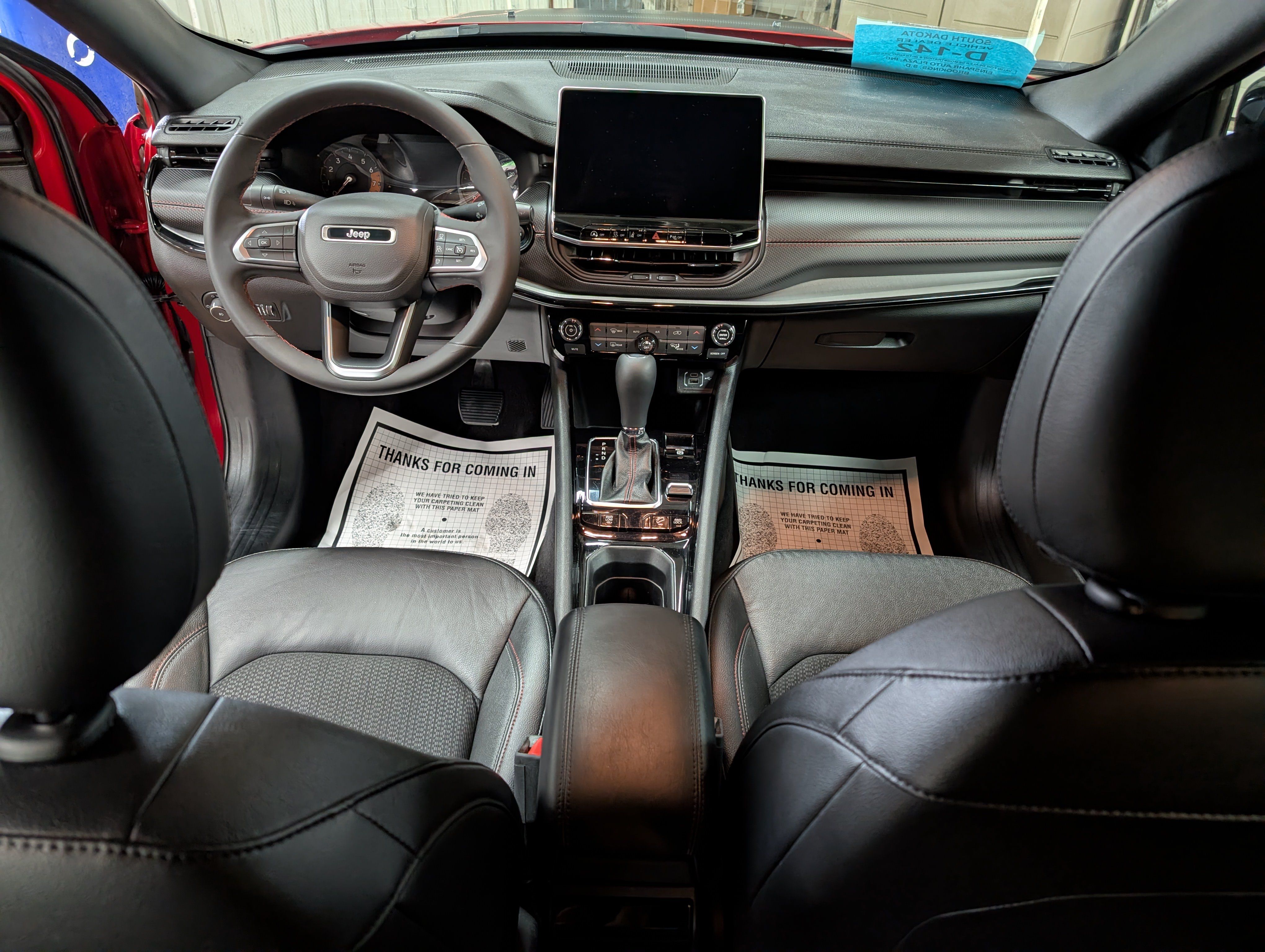 Used 2024 Jeep Compass Trailhawk AWD/4WD image 9