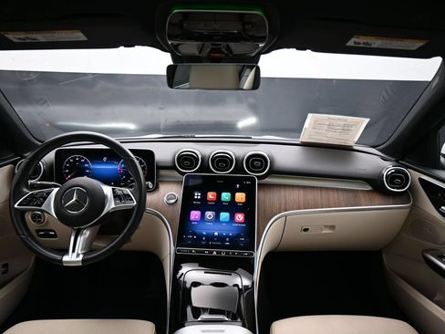 Used 2025 Mercedes-Benz C 300 Sedan image 15