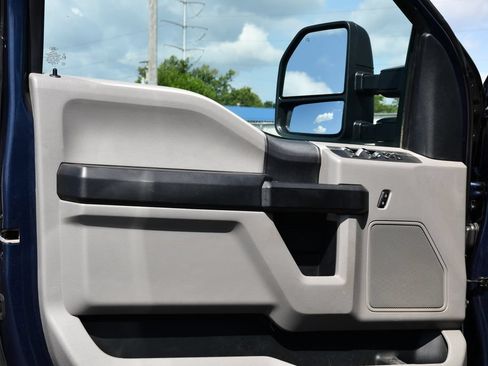 Used 2019 Ford F250 XL w/ Power Equipment Group AWD/4WD image 14
