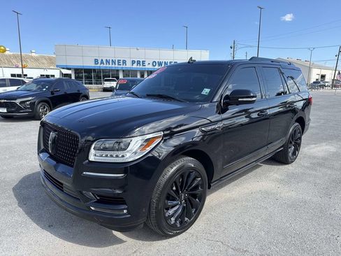 Used 2020 Lincoln Navigator Reserve w/ Equipment Group 208A Reserve image 3