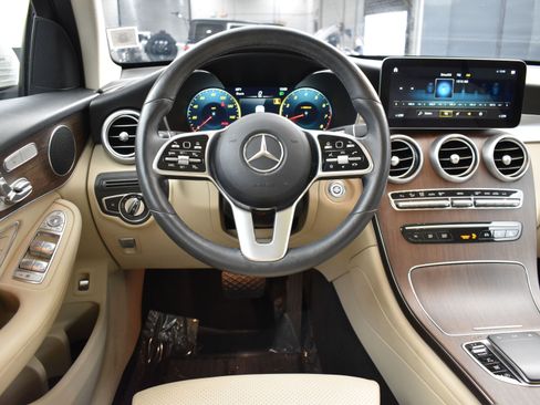 Used 2021 Mercedes-Benz GLC 300 GLC 300 w/ Premium Package image 15