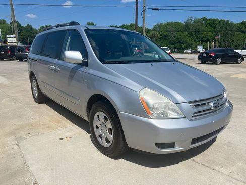 Used 2008 Kia Sedona LX FWD image 1