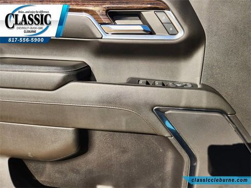 Used 2024 GMC Sierra 1500 Elevation image 24