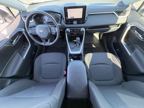 Used 2025 Toyota RAV4 XLE w/ Convenience Package AWD/4WD image 27
