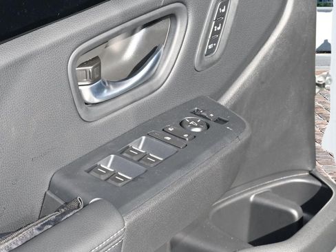 New 2025 Honda Pilot EX-L image 25