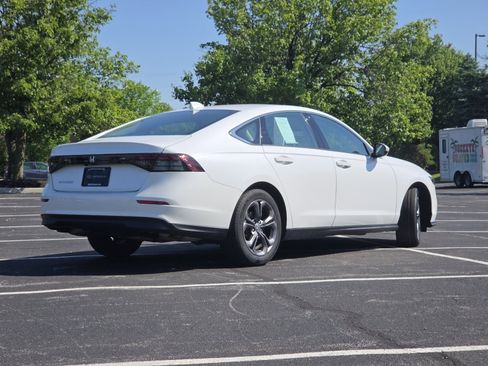 Certified 2023 Honda Accord EX image 20