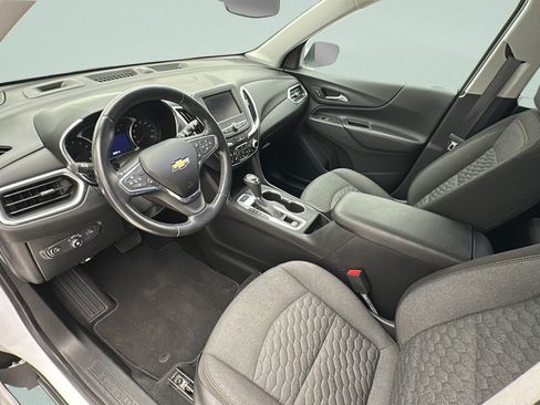 Used 2020 Chevrolet Equinox LT AWD/4WD image 12