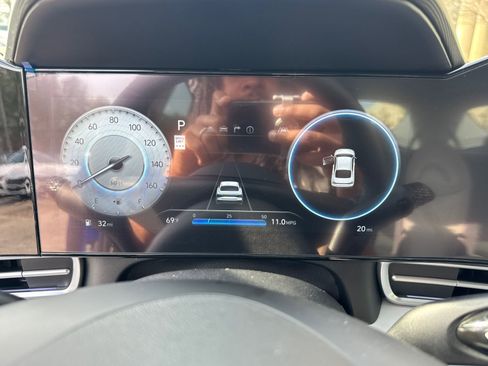 New 2026 Hyundai Elantra Limited image 27