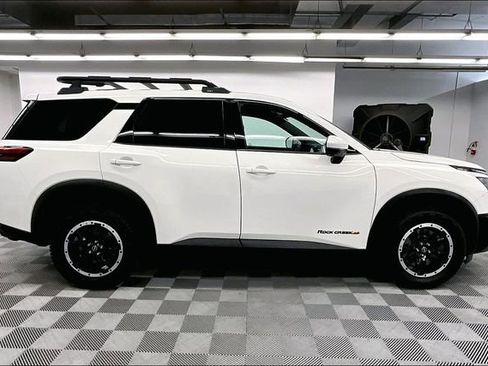 Used 2023 Nissan Pathfinder Rock Creek AWD/4WD image 15