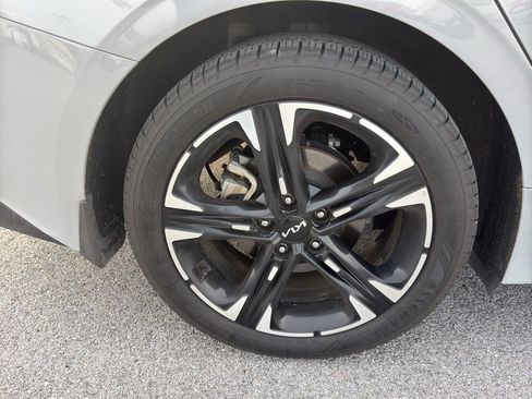 Used 2023 Kia K5 GT-Line w/ GT-Line Premium Package image 11