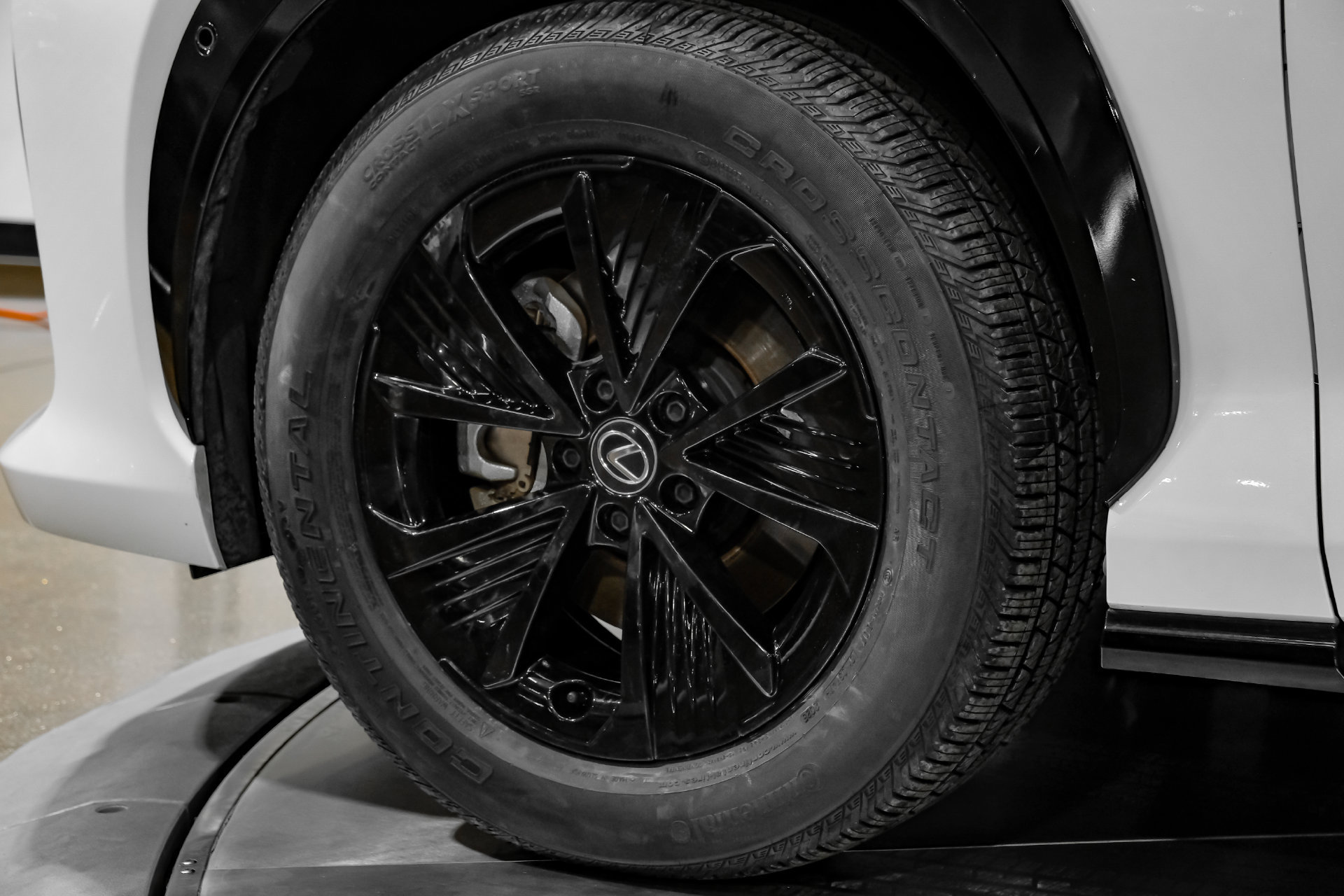 Used 2023 Lexus RZ 450e Premium w/ Technology Package AWD/4WD image 61