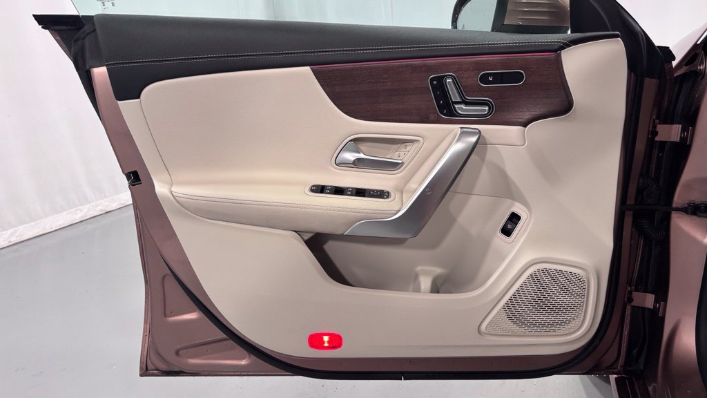 Certified 2023 Mercedes-Benz CLA 250 4MATIC image 16