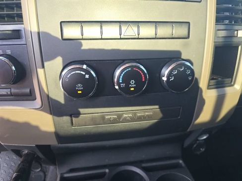 Used 2011 RAM 1500 Express AWD/4WD image 19