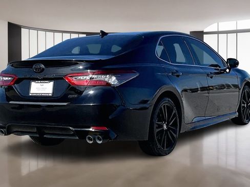 Used 2021 Toyota Camry XSE image 2