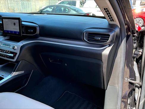 Used 2023 Ford Explorer XLT w/ Equipment Group 202A image 19