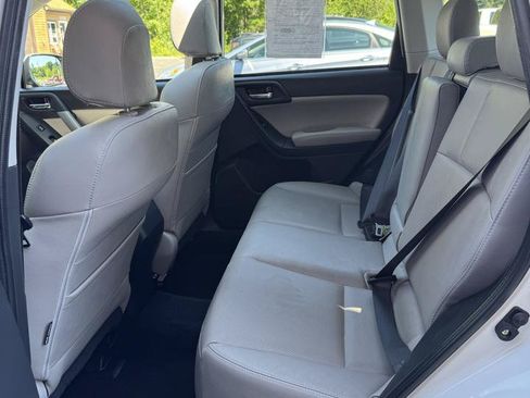 Used 2016 Subaru Forester 2.5i Limited AWD/4WD image 17