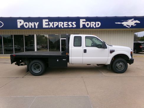 Used 2008 Ford F350 Dieat 162 image 2