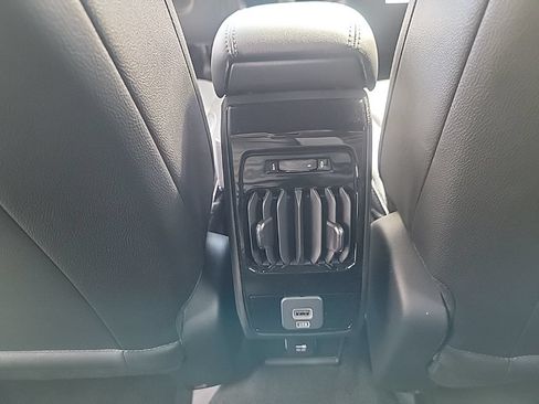 New 2026 Jeep Compass Limited AWD/4WD image 15