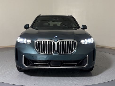 Used 2025 BMW X5 xDrive50e AWD/4WD image 6
