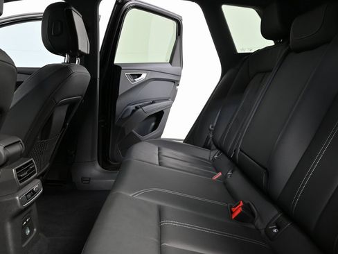 Used 2024 Audi Q4 e-tron Premium image 16