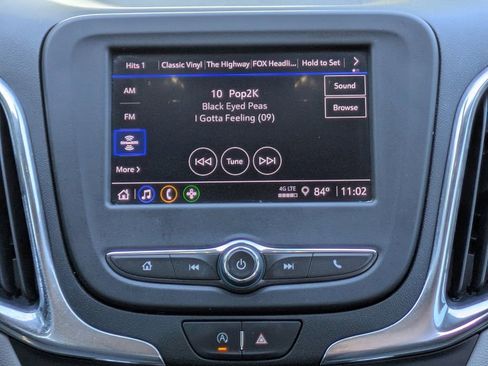 Used 2022 Chevrolet Equinox LS w/ LS Convenience Package image 18