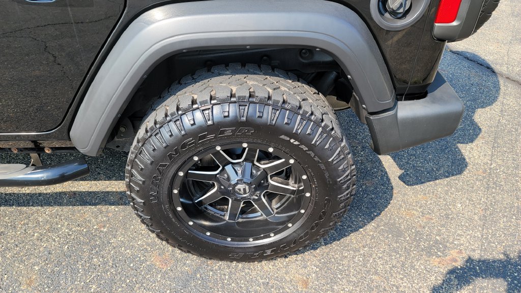 Used 2020 Jeep Wrangler Unlimited Sport AWD/4WD image 8