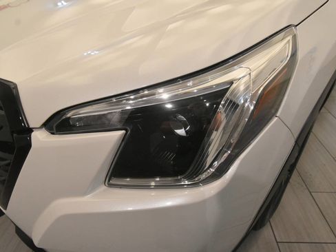 Used 2023 Subaru Forester Sport image 9