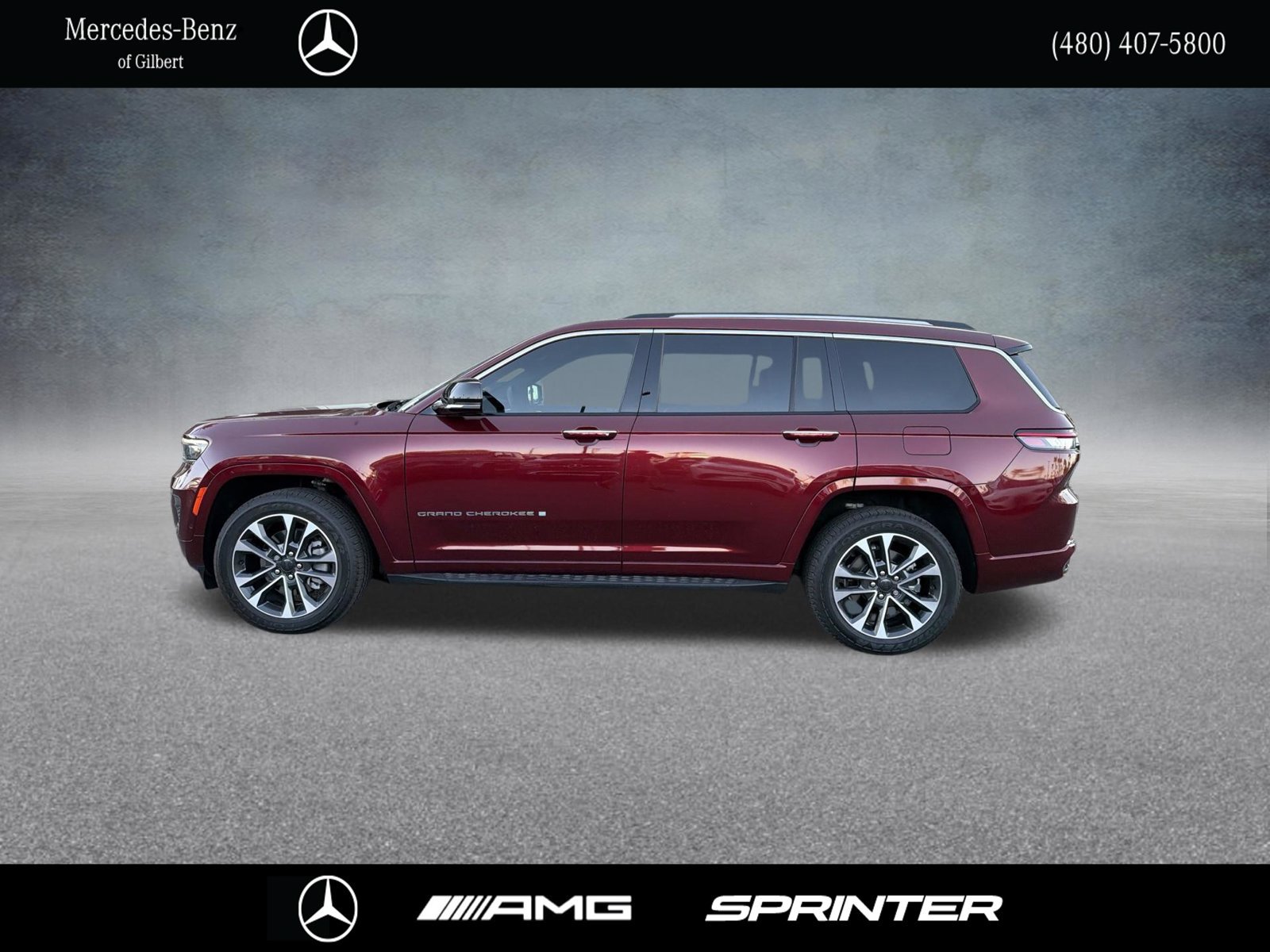 Used 2021 Jeep Grand Cherokee L Overland w/ Luxury Tech Group IV AWD/4WD image 3