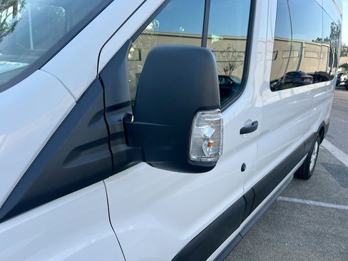 Used 2025 Ford Transit 350 XLT image 12