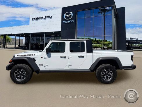 Used 2026 Jeep Gladiator Rubicon AWD/4WD image 2